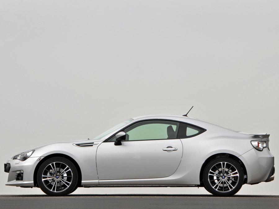  Subaru BRZ Aero Package 2012 года  (EU) (фото 3 из 30)